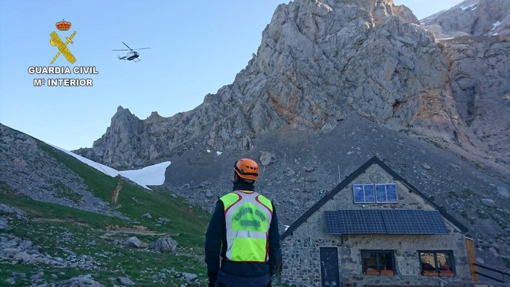 Guardia Civil rescate collado jermoso picos de europa