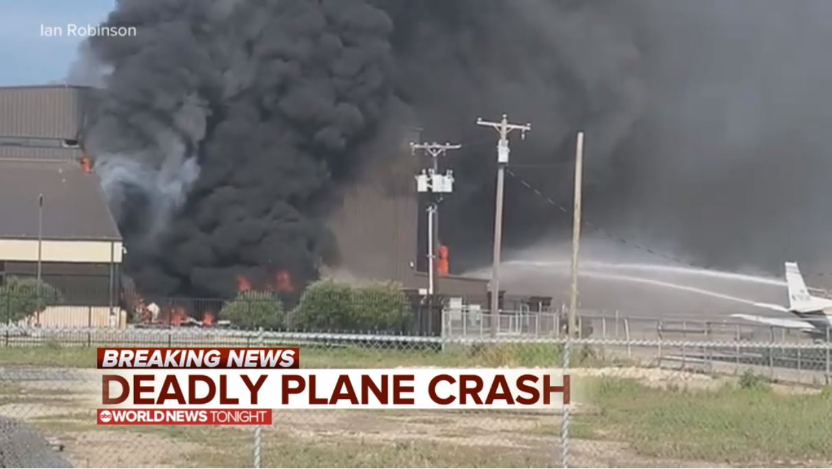 Un avión se estrella en Texas y deja diez muertos 1