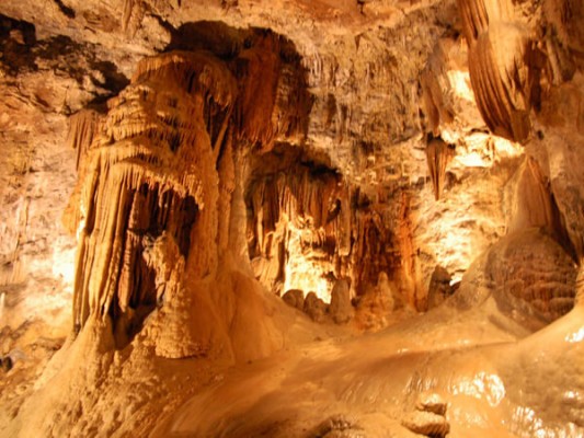 cuevas de valporquero