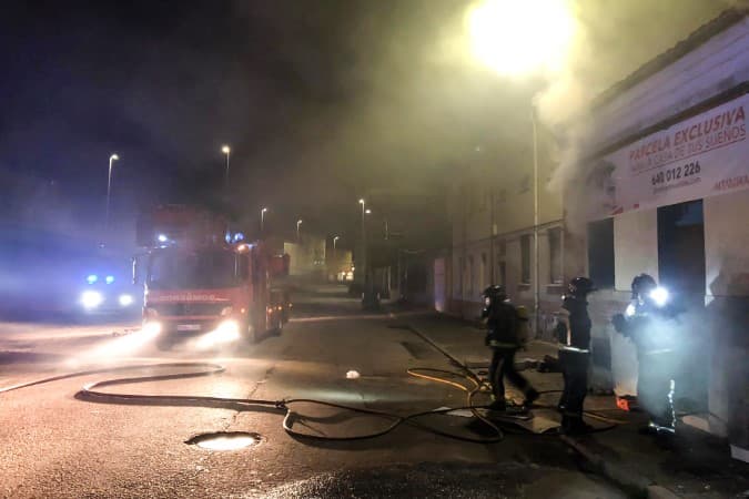 incendio bomberos de León calle sanjurjo