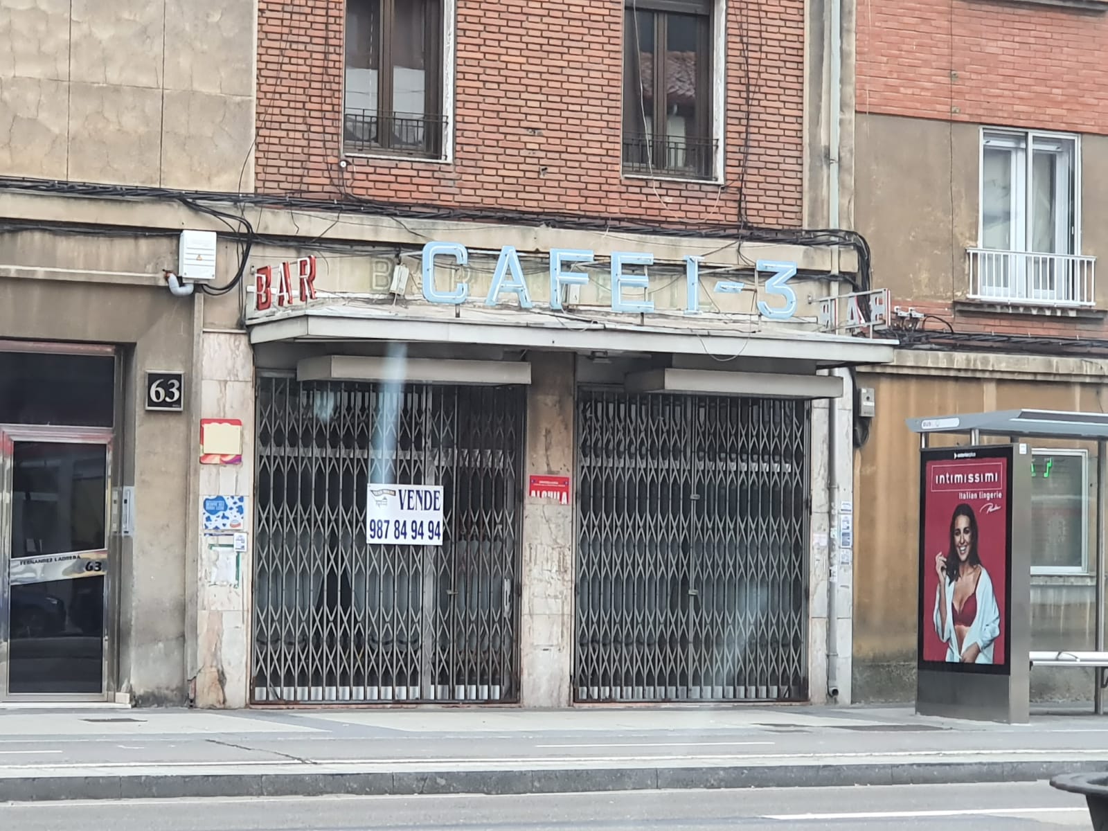 Café 1-3 en Avenida Fernández Ladreda