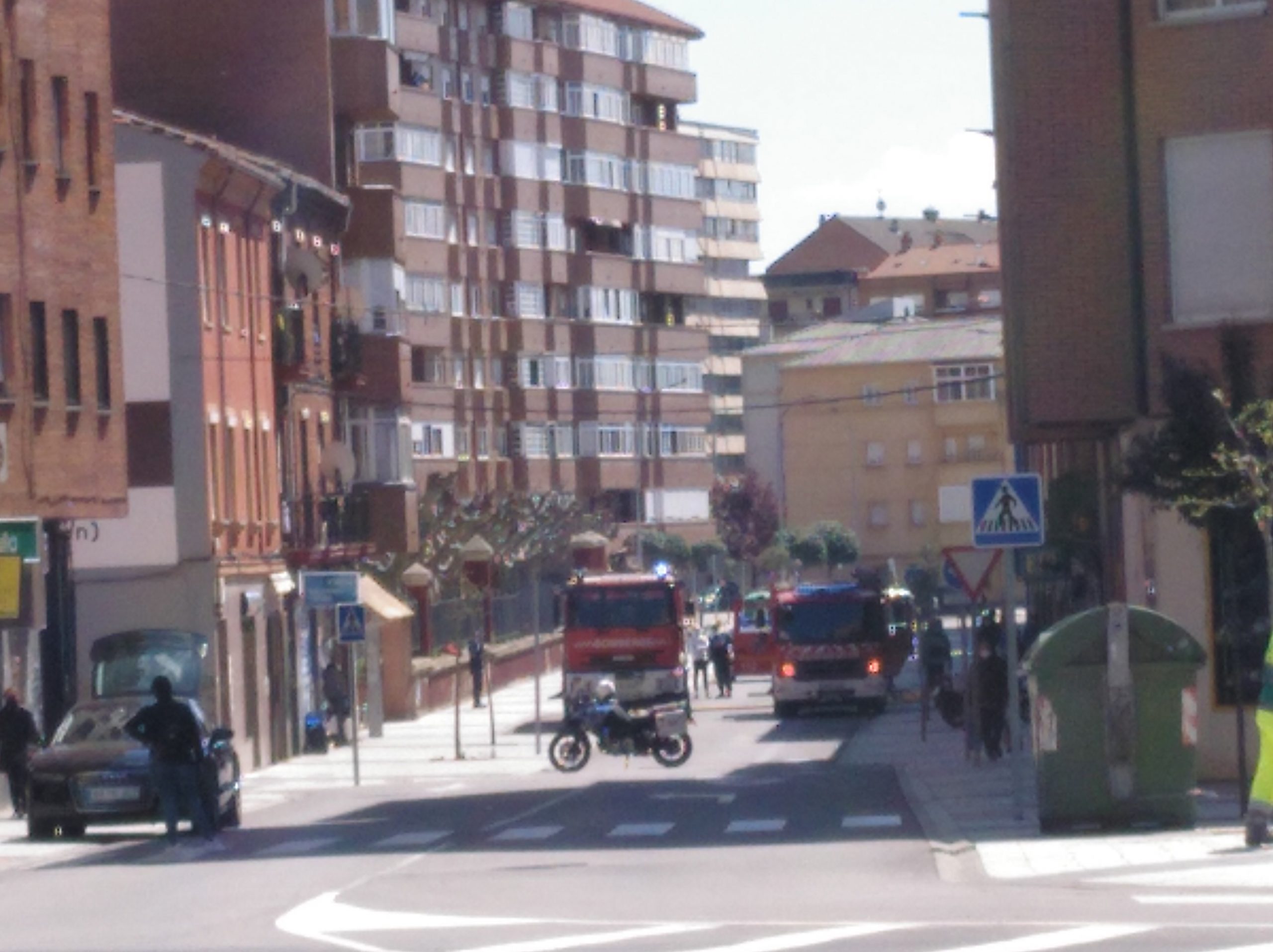 Los Bomberos acuden a un incendio en la calle Astorga de León