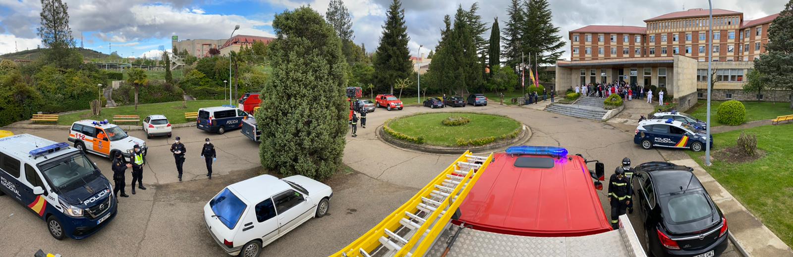 Emotivo homenaje en el Hospital Santa Isabel de León