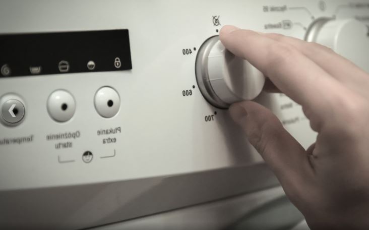 Si cometes estos errores, tu lavadora podría tener los días contados