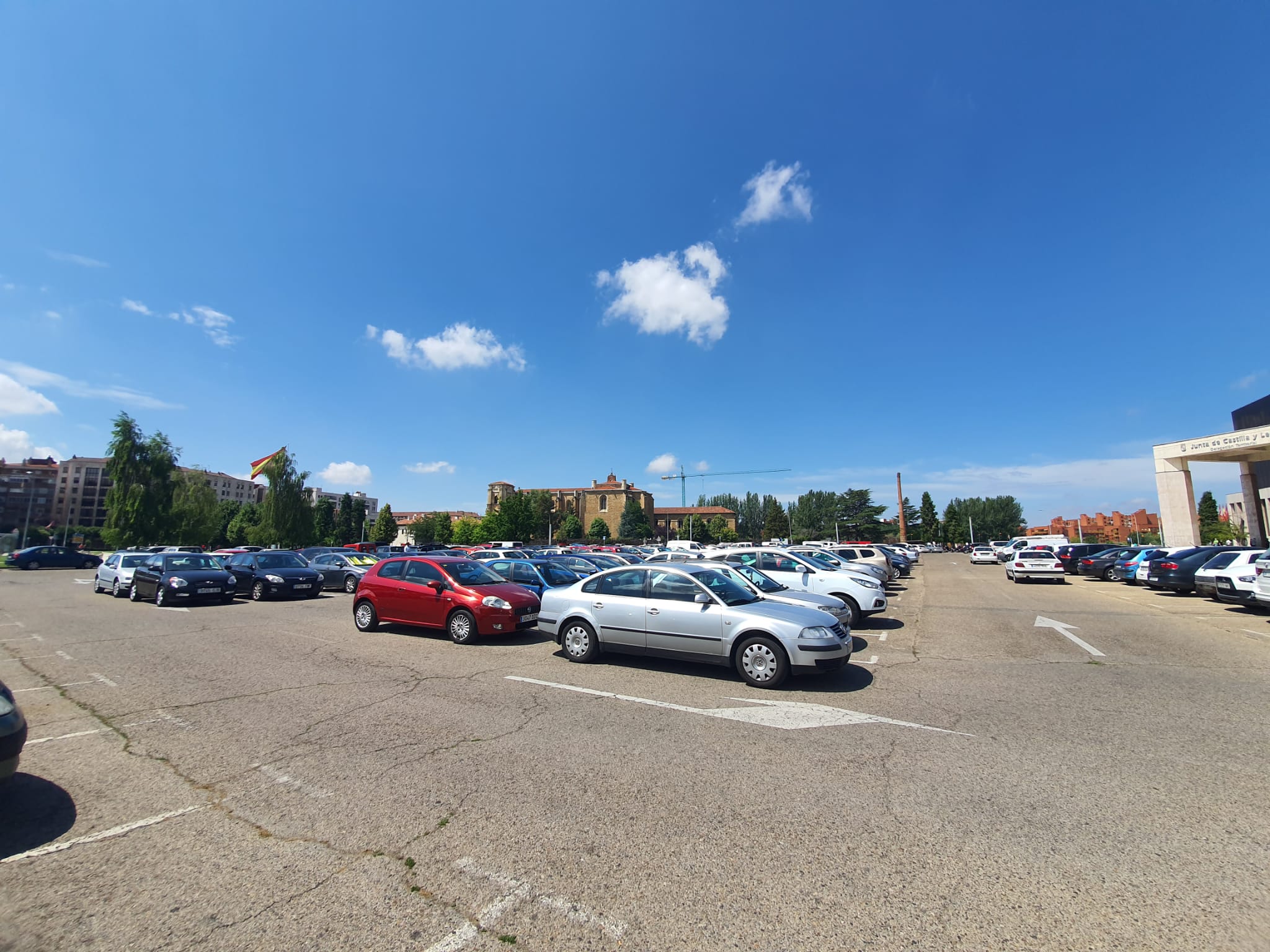 nueva zona ORA en León en el aparcamiento de la Junta (1)