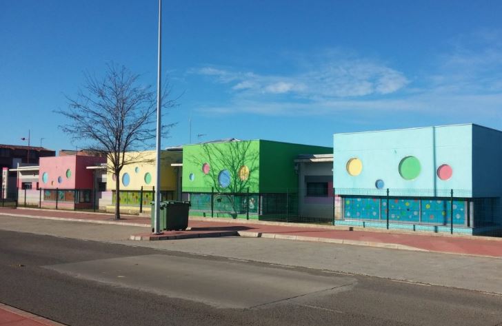 El Ayuntamiento trabaja para reabrir la Escuela Infantil PequeCoyanza