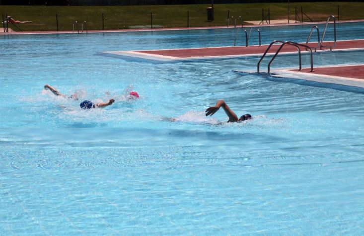 piscina municipal de León