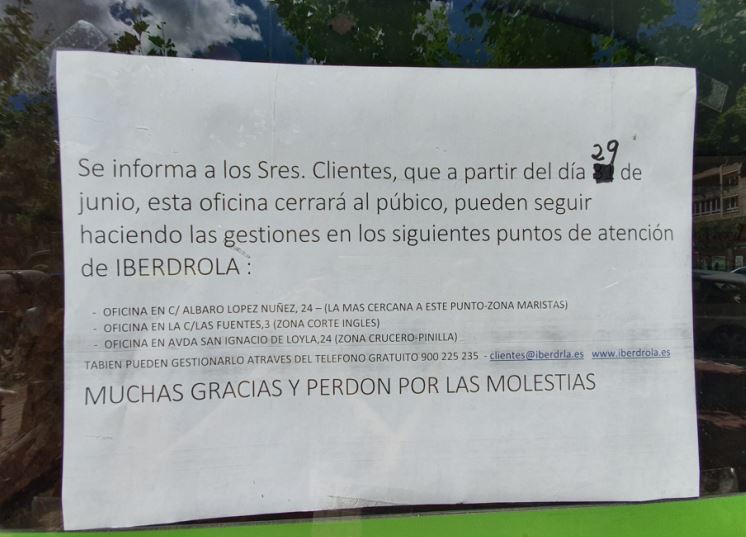 El cartel de una tienda que provoca serios mareos a los leoneses