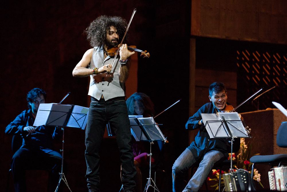 El artista Ara Malikian a manos del violín e Ivan 'Melón' Lewis al piano darán un concierto en el Auditorio Municipal de Ponferrada.