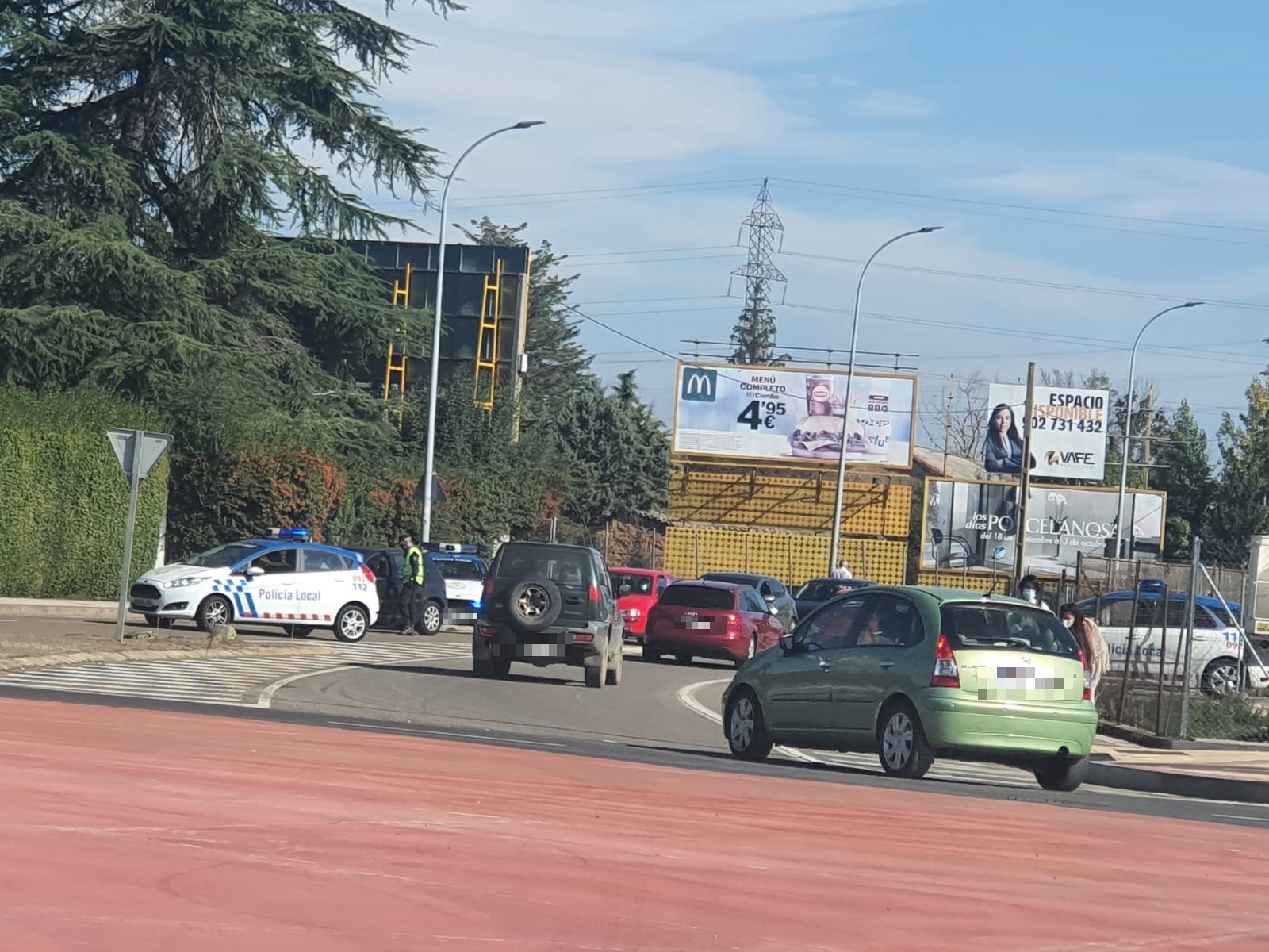 colas de coches por el cierre de León