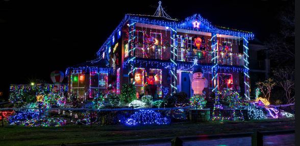 ¿Aún no conoces la casa más navideña del mundo? 3