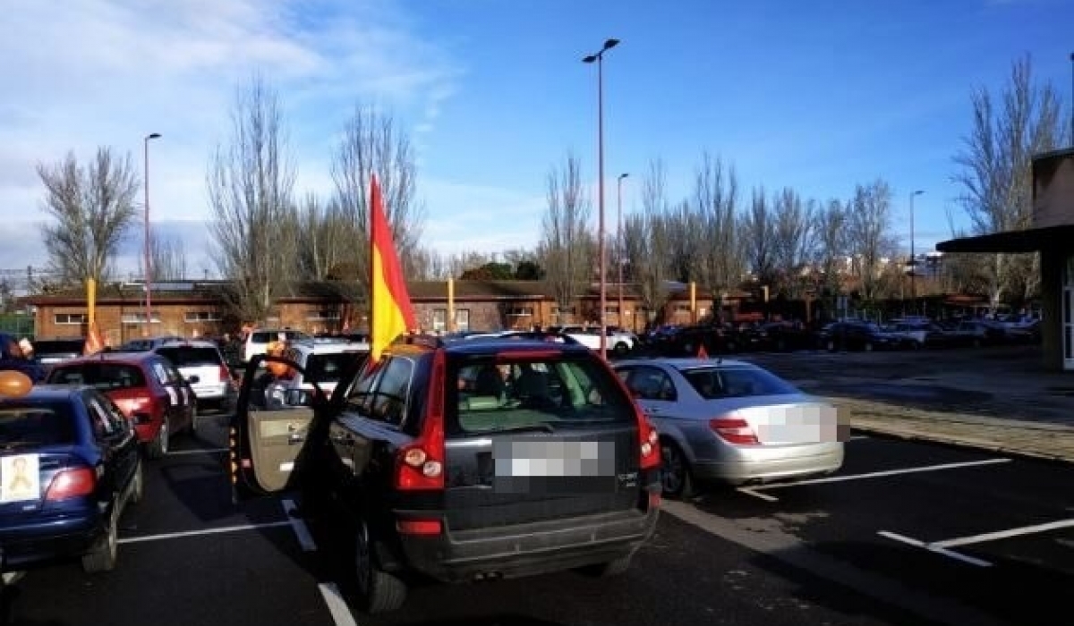 FOTOS| La manifestación contra la Ley Celaá recorre León 2