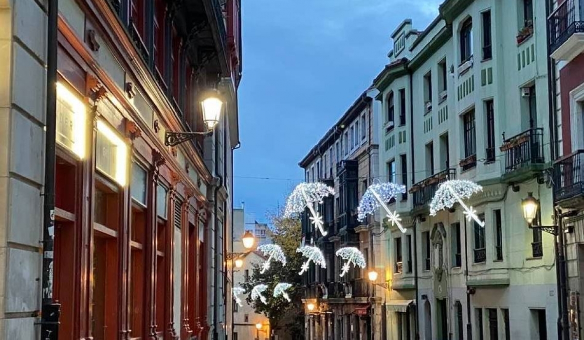 FOTOS| La espectacular iluminación navideña de Oviedo 23
