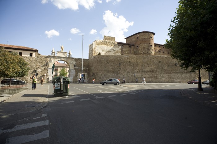 plaza-espolón