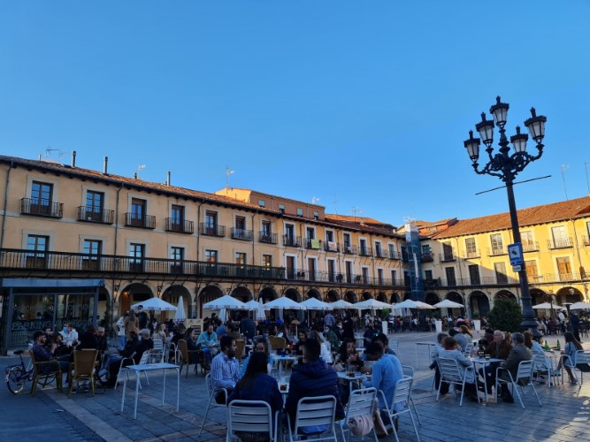 Plaza mayor de León