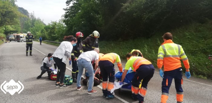 accidente coche río