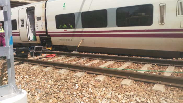 levantan tren descarrilado san andres