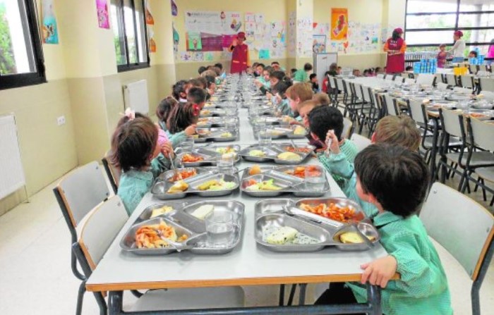 padres leon niegan pagar comedor junio (2)