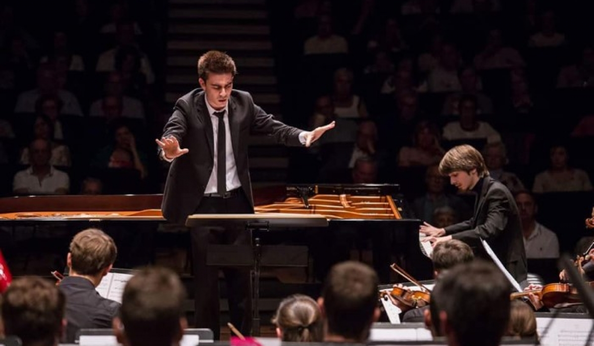 León, referente mundial para pianistas y directores de orquesta 1