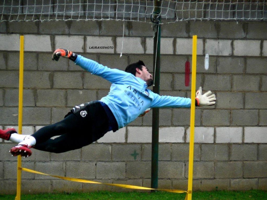 entrenamiento de la Cultural y Deportiva Leonesa