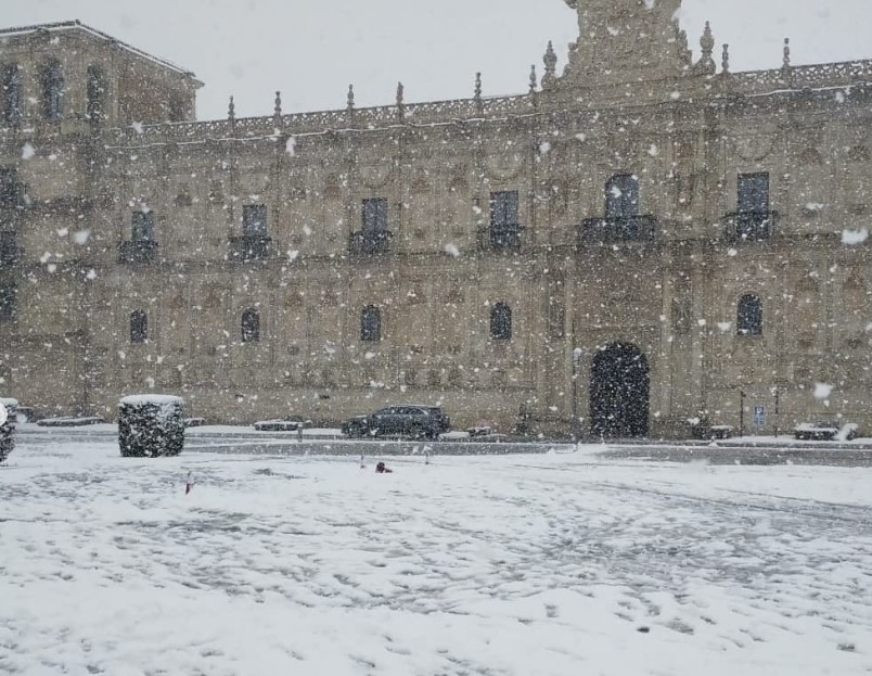 Preciosas imágenes de la nieve este fin de semana en León 6