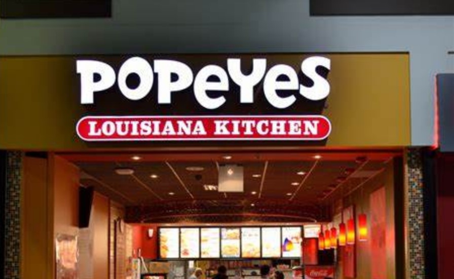 apertura del popeyes espacio león- digital de León