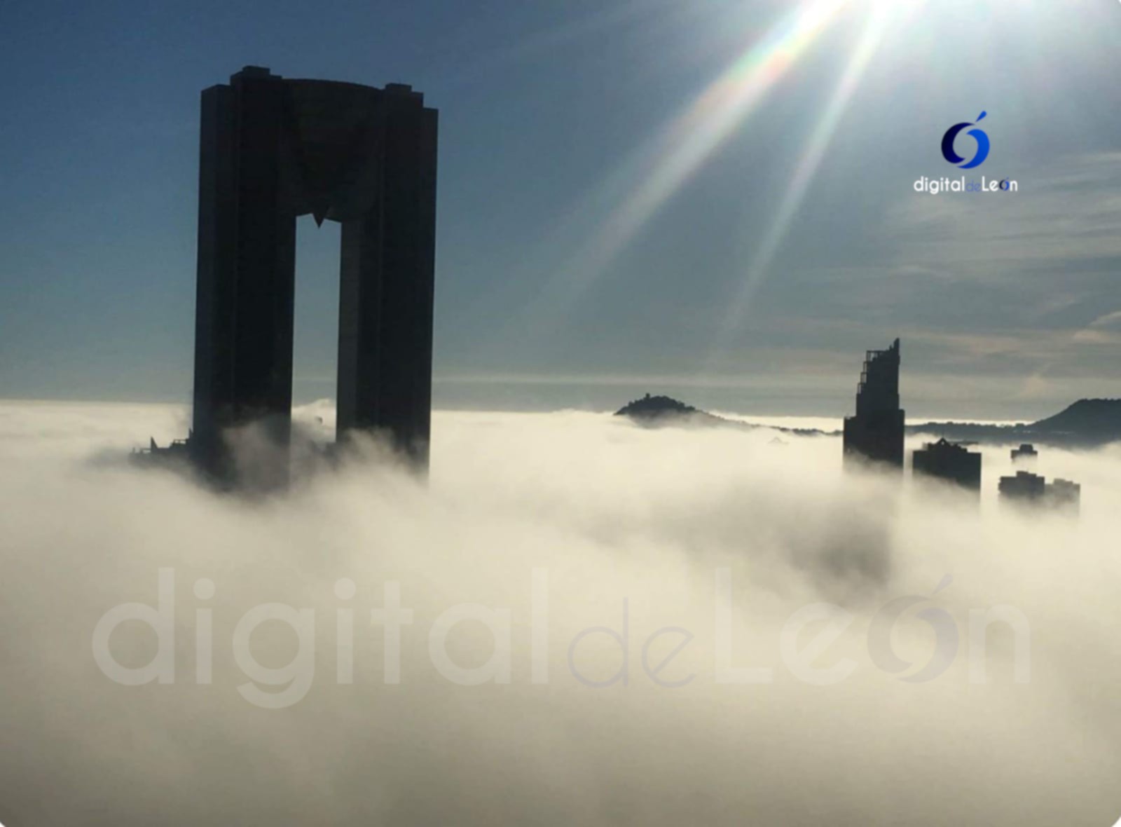 VÍDEO| Así es como "engullía" la niebla en Benidorm 2