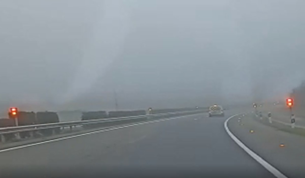 Nuevo sistema de balizamiento pionero en Europa para conducir bajo la niebla - Digital de León