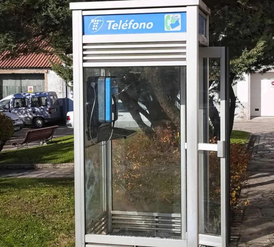 cabinas de teléfono desparecen - Digital de LEón
