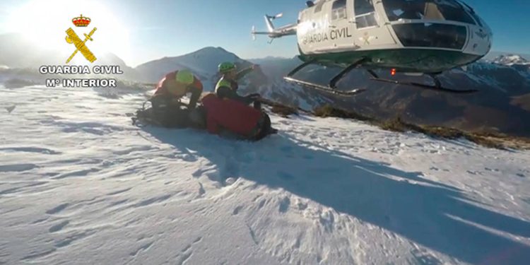 Rescatado un montañero en Boca Huérgano por la Guardia Civil - Digital de León