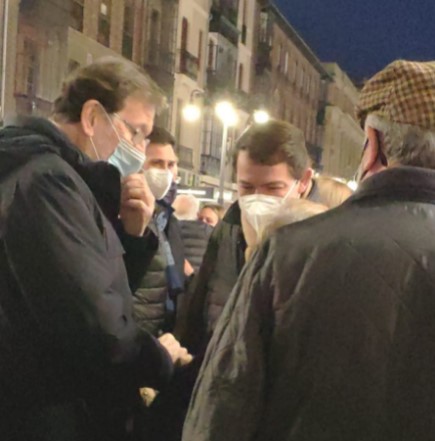 Las imágenes de Rajoy y Mañueco de paseo por León 2