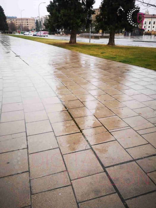 Vuelve la lluvia a caer en León 3