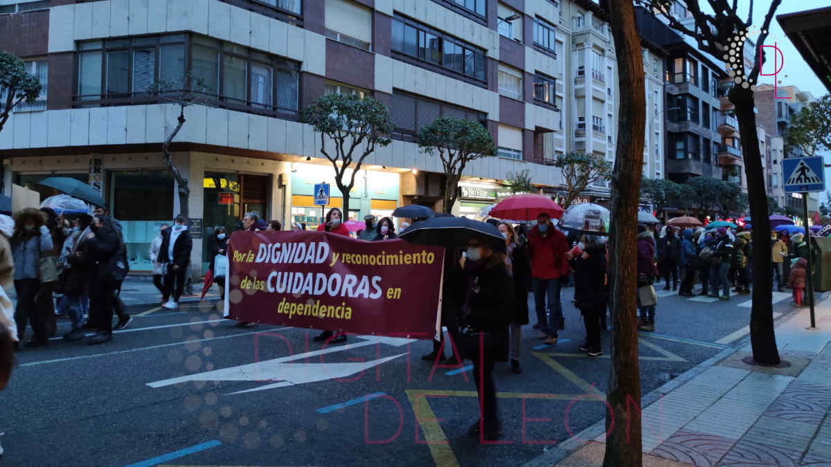 8M: Manifestación Día de la Mujer en León 2