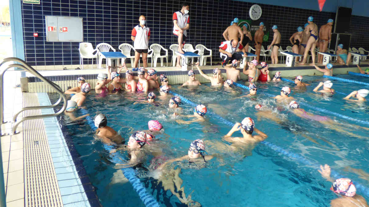 El Club de Natación de León firma un quinto puesto en el Trofeo de La Venatoria 2