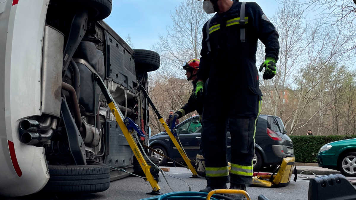 Dos turismos implicados en un choque en el Paseo Salamanca 2