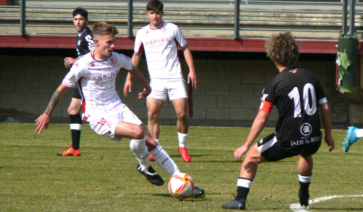 El Júpiter Leonés recupera sensaciones ante el Salamanca B gracias a Marc Padilla 1