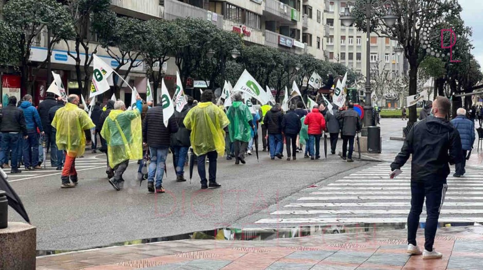 VIDEO| Manifestación de ganadores y agricultores de León al grito de libertad 1