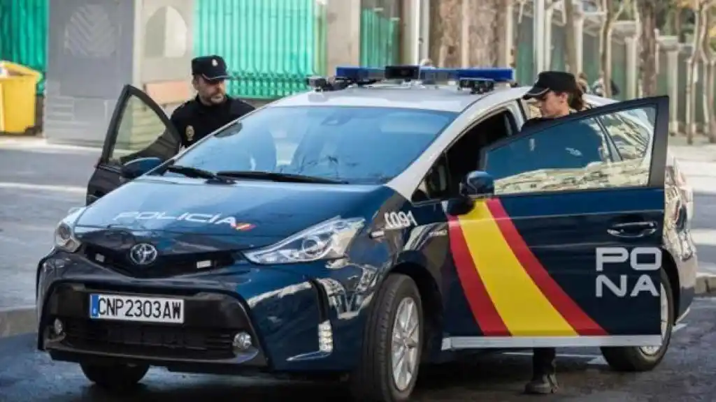 Dos niños de dos años se fugan de una guardería en motos de