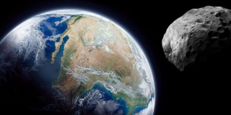 Un peligroso asteroide se acerca a la Tierra 1