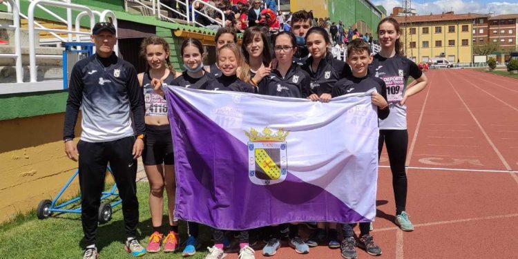Equipo de atletismo de las Escuelas Municipales de Valencia de Don Juan
