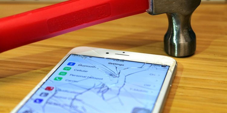 Apple ofrece piezas para arreglar tu móvil tú mismo 1