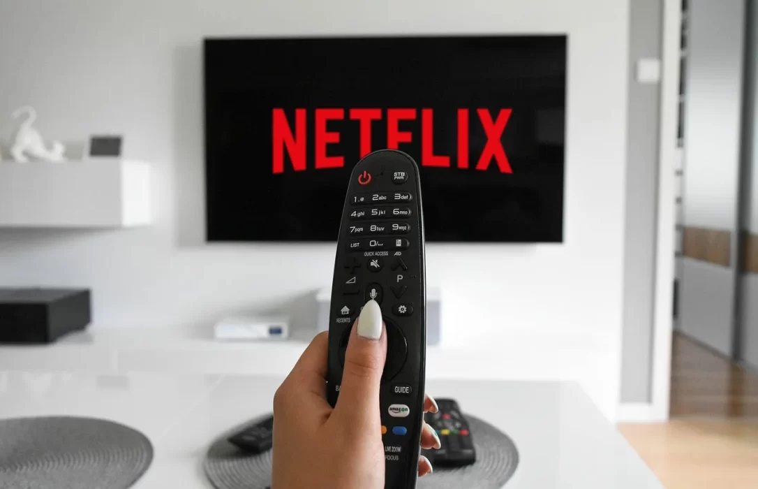 Netflix se plantea lanzar una tarifa más barata pero con publicidad 1