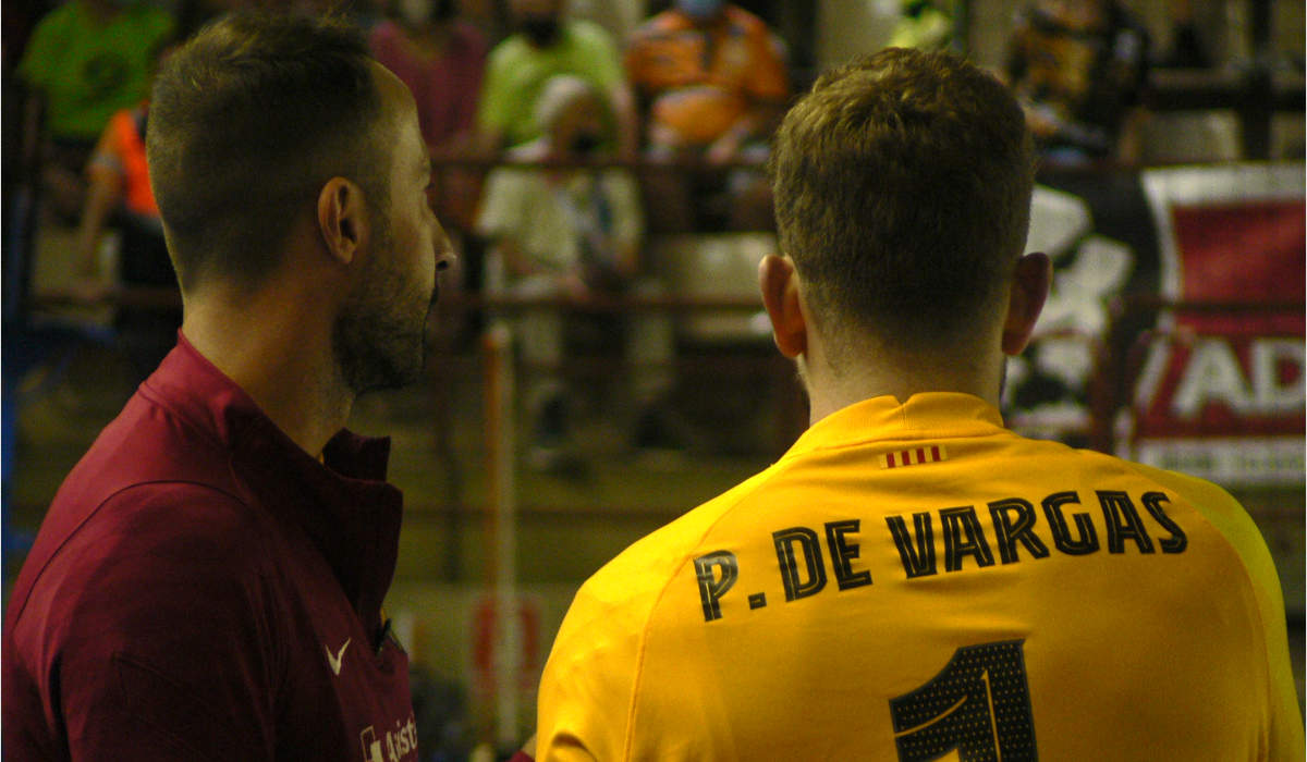 Un gran Ademar enorgullece a Jaime en su despedida frente al Barça 1