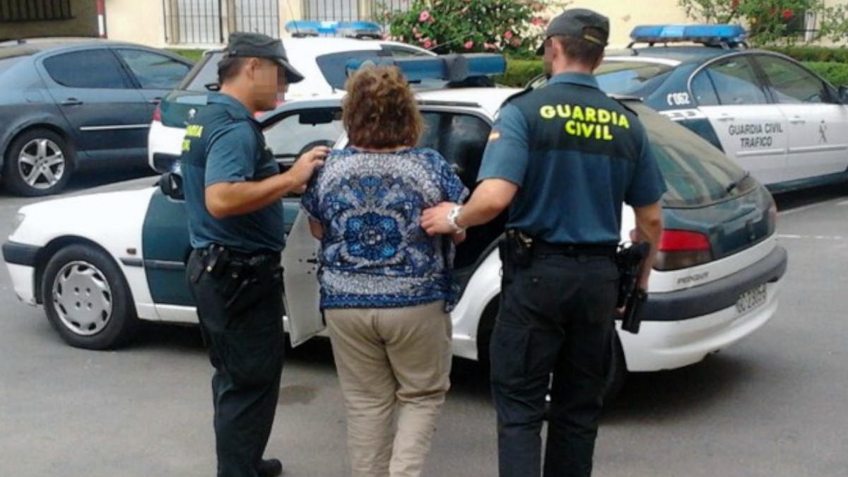 Detenida por agredir a los trabajadores de un supermercado en León 1