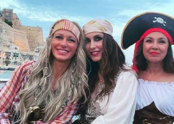 Una fiesta pirata reúne a más de 350 famosos en Malta