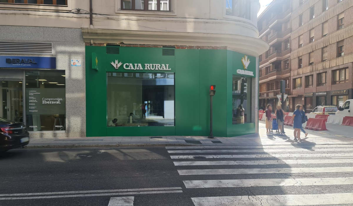 Nueva oficina de Caja Rural en León 1