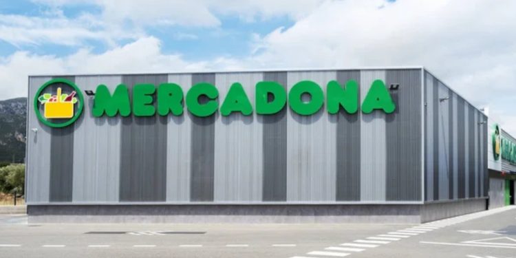 Mercadona estrena horario