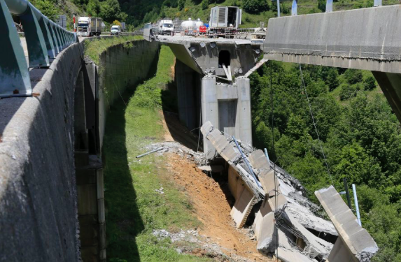 derrumbe viaducto a6