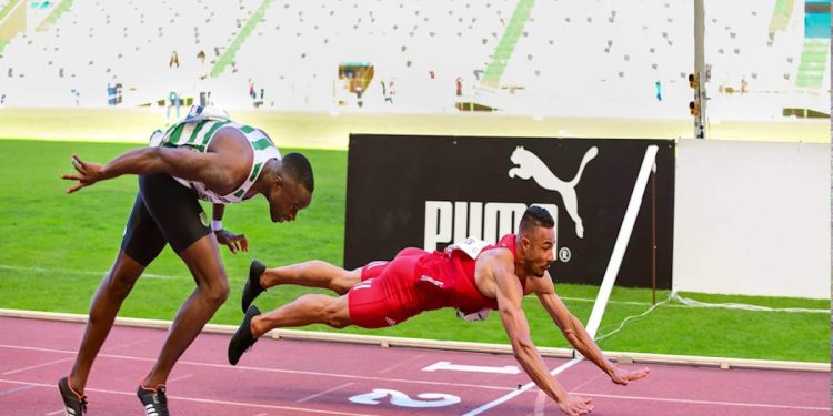 gana el campeonato de atletismo