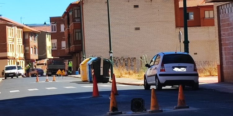 Carrera de obstáculos en la calle Orozco